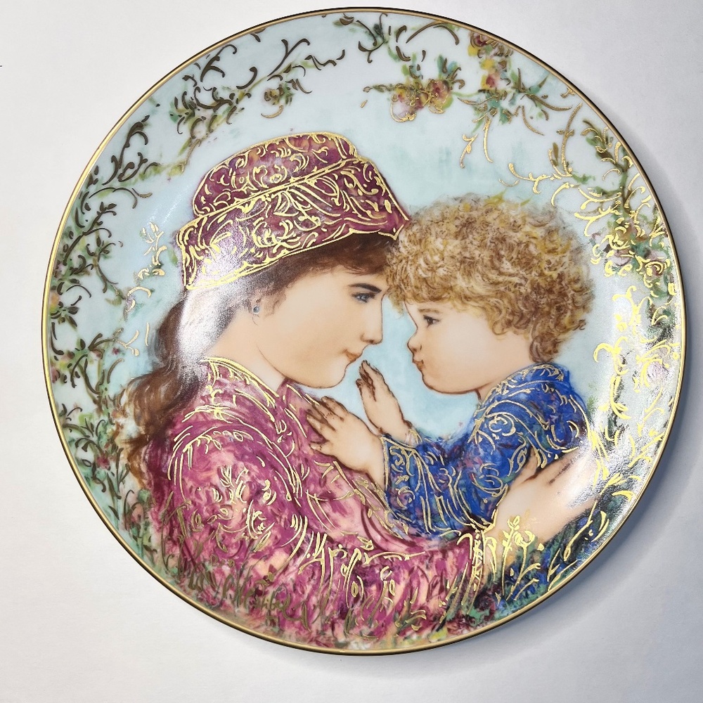 Edwin M.  Knowles China